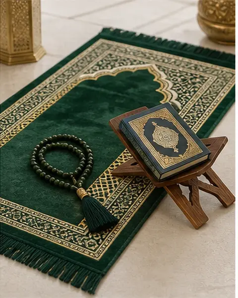 Sakina Velvet Prayer Set